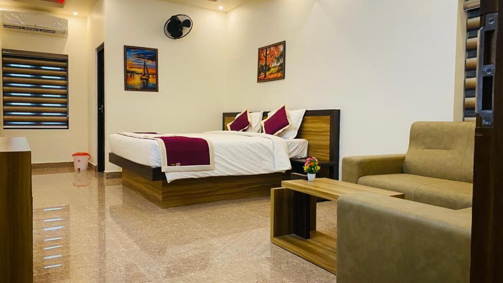 Pooja Inn Guruvāyūr Zewnętrze zdjęcie